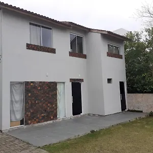 https://casa-carianos.santa-catarina-brasil.com
